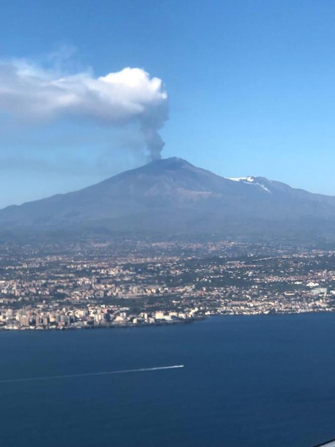 Le Tre Meraviglie A 200 M Dal Mare Gasthof Catania